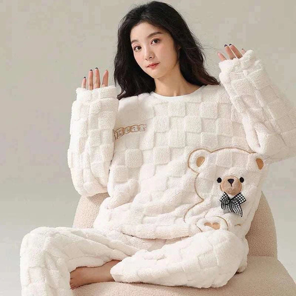 Kuscheliges Fleece Schlafanzug Set für Nächte
